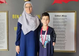 Engelli yüzücü hayallerine kavuşmak için kulaç atıyor