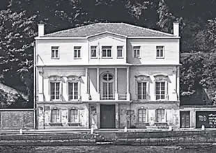 Tarabya’daki 200 yıllık tarihi yalı Rus mirasçılara verildi