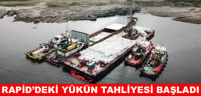 Kocaeli'de karaya oturan gemideki yük tahliye ediliyor