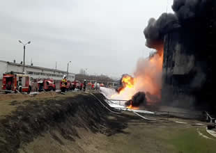 Ukrayna Novorossiysk Limanı ve petrol tesislerini vurdu