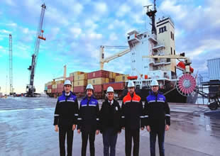 Eren Limanının yeni rıhtımına ilk gemi yanaştı