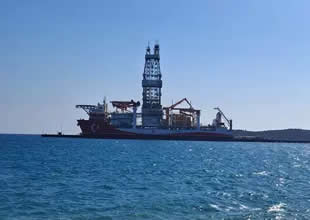 Türkiye’nin 5. sondaj gemisi kırmızı ve beyaza boyandı