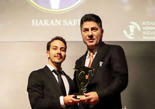 Hakan Safi'ye 'Onur Ödülü'