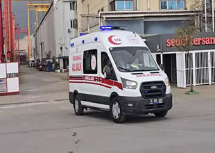 Tuzla’da tersanede iskele çöktü: Yaralılar var