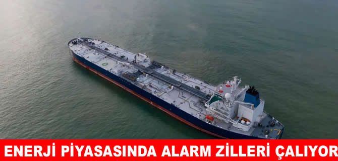 'Yasak' petrolü kabul edecek liman arayışı krize yol açtı