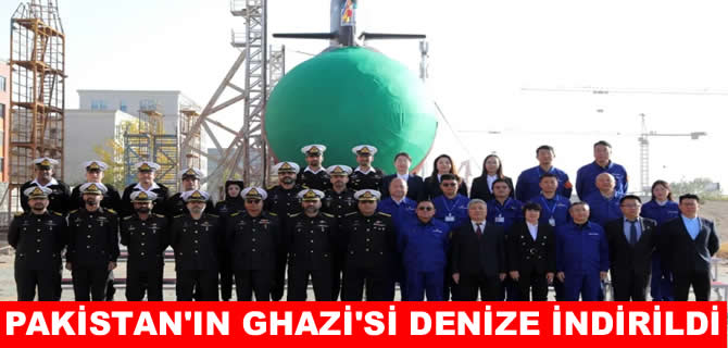 Pakistan’ın yeni denizaltısı “Ghazi” suya indirildi