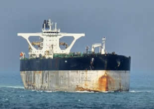 ABD, 2 petrol tankerine el koydu