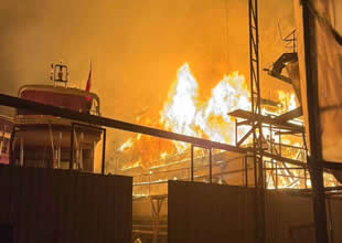 Fethiye’de tersanede çıkan yangın korkuttu