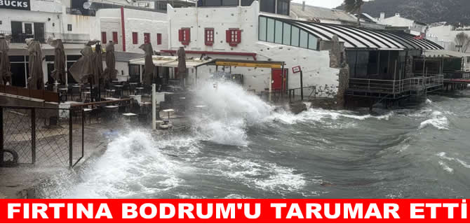 Feribot seferleri iptal edildi, dalgalar 3 metreyi buldu