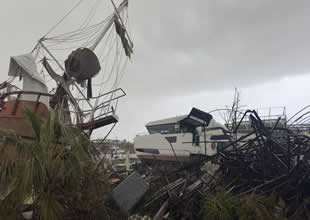 Antalya'daki tekne sahiplerine fırtına darbesi