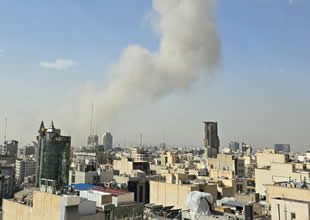 İsrail İran'a saldırdı: Tahran'da patlama sesleri