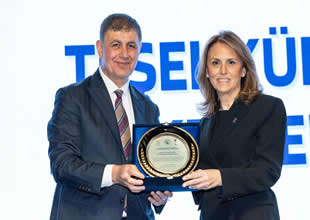 İzmir Windsurf Techno 293 Dünya Şampiyonası için tek yürek