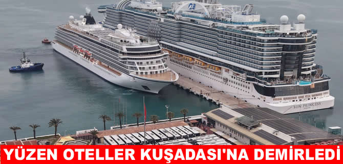 Kuşadası'na 2 kruvaziyerle 5 bin 297 turist geldi