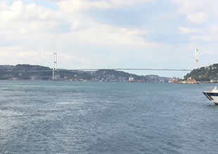 İstanbul Boğazı transit gemi geçişlerine kapatıldı