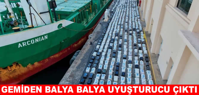 Avrupa’nın en büyük operasyonu! Gemiden balya balya uyuşturucu çıktı
