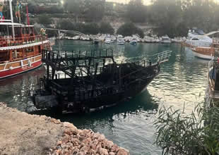 Mersin’de tekne yangını: 6 tekne kullanılamaz hale geldi