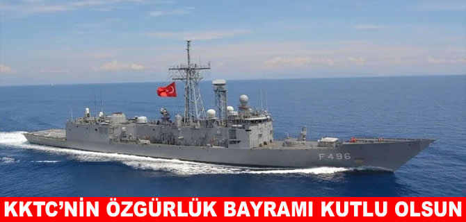 Türk savaş gemileri, KKTC'de halkın ziyaretine açıldı