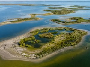 37 milyon ton çamurla 5 ada inşa edildi