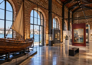 Haliç Tersanesi'nde gemilerin yerini sanat aldı