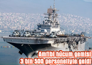 "USS Bataan" İzmir Limanı'na demirledi