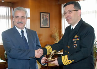 Denizciler, Vali Güvençer'i ziyaret etti