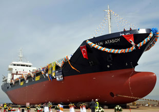 Sultan Atasoy adlı gemi, denize indirildi