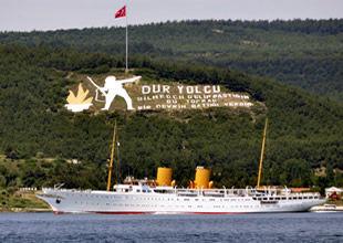 Savarona Yatı Tunus'a doğru yola çıktı