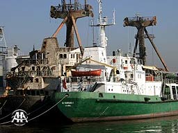 Çürüyen gemiden tehlike sinyali