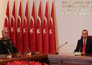 55 general ve amirale emeklilik kararı