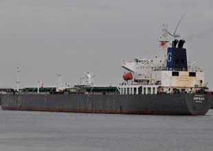 Batı Afrika'da kaçırılan Yunan tankeri kurtuldu