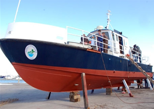 Yalova'da eğitim gemisi denize iniyor