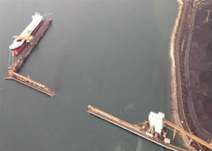 Panama Kanalı'na 30 ton kömür döküldü