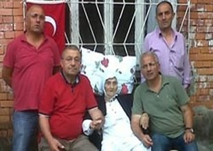 Kaptan Özben'in annesi hayatını kaybetti