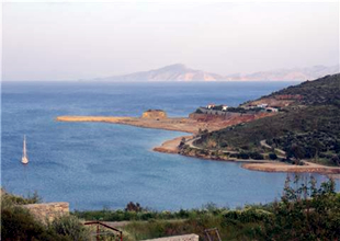 Datça'da marina için deniz dolduruluyor