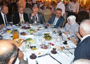 Denizcilik sektörü iftar yemeğinde buluştu