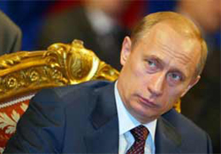Putin Merkel'den destek istedi