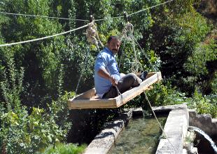 Hakari'de hem balık hem elektrik üretiyor