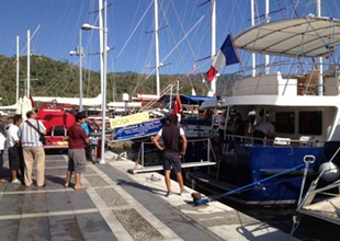 Marmaris'te lüks yatta yangın çıktı