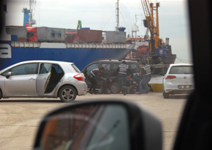 İtalya açıklarında bir gemide 13,6 ton uyusturucu yakalandı