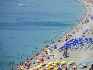 Antalya'da deniz suyu havadan sıcak