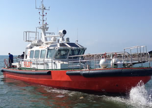 YÜTEK'in inşa ettiği Bayrak-3 ve Bayrak-4 törenle denize indirildi