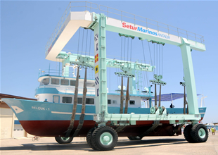 Türkiye'nin ilk sualtı arkeoloji araştırma gemisi suya indi