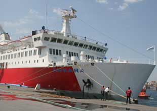 Sarayburnu'nda feribot kazası: 1 ölü