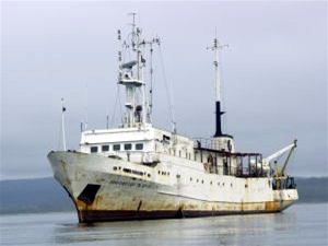 Профессор водяницкий судно севастополь. Профессор гагаринский научно-исследовательское судно. Профессор гагаринский научно-исследовательское судно. Нис профессор гагаринский. Судно гагаринский.