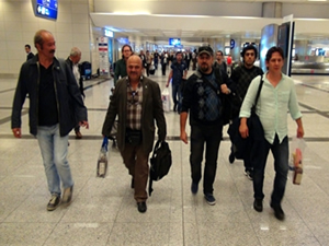 Kanada'dan dönen denizciler: Kandırıldık