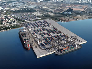 Dubai Port Limanı'na günlük 2 bin TIR giriş çıkış yapacak
