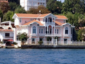 Şehzade Burhanettin Efendi Yalısı, 100 milyon Euro'ya satışa çıkarıldı