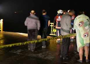 İstanbul Fatih Yenikapı'da Mesut Zeren arabasıyla denize uçtu