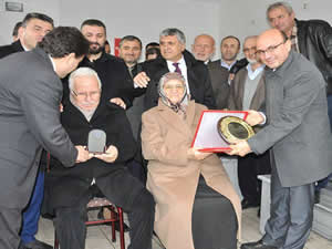 Özata Tersanesi sahibi Ataseven hayırda da yarışıyor