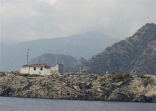 Asırlık Keçi Adası Feneri'ne talip yok